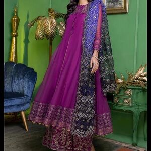 Elegant Purple Women's Dress with Intricate Patterns